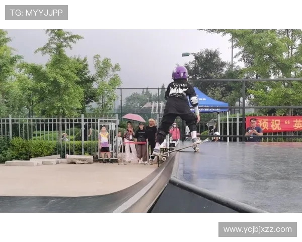 北京滑板队的节奏与风格探索:滑板文化的碰撞与融合